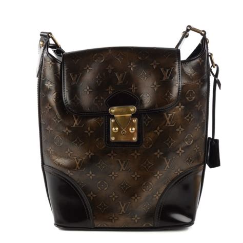 louis vuitton bronze|LOUIS VUITTON Monogram Embossed Sergent GM Bronze.